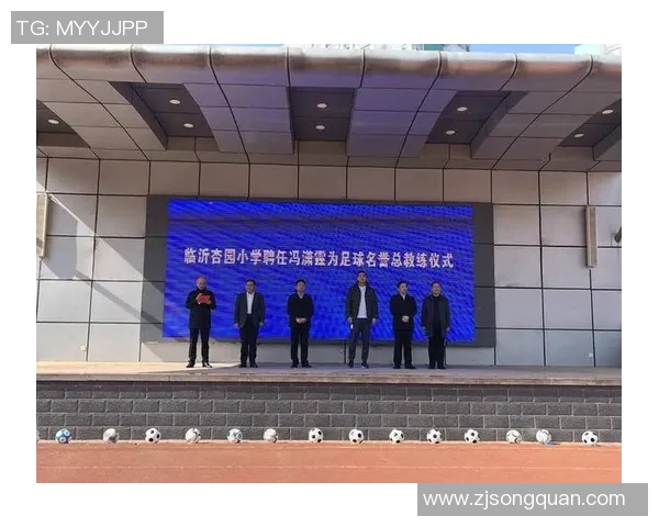 学校诚聘足球教练助力青少年体育发展提升校园足球水平
